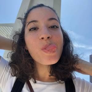 Meet your Posher, Avery